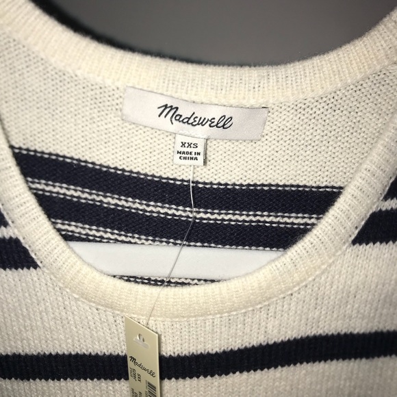 Top - Picture 2 of 3